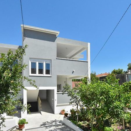 Apartmani Iva&Ante Dugi Rat Zewnętrze zdjęcie