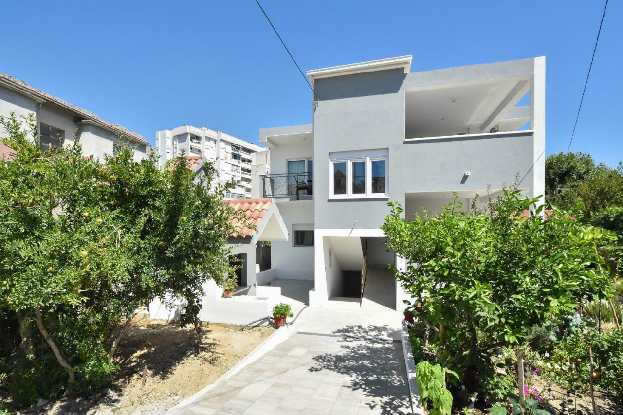 Apartmani Iva&Ante Dugi Rat Zewnętrze zdjęcie